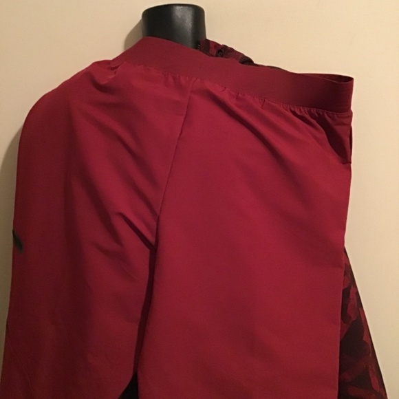 REEBOK, women’s track suit, gorgeous, new condition, see all photos, must have. - Picture 7 of 13